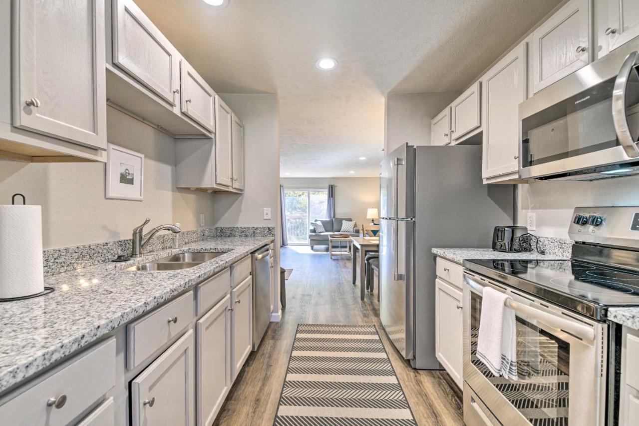 Pet-Friendly Branson Condo With Shared Pool! 外观 照片